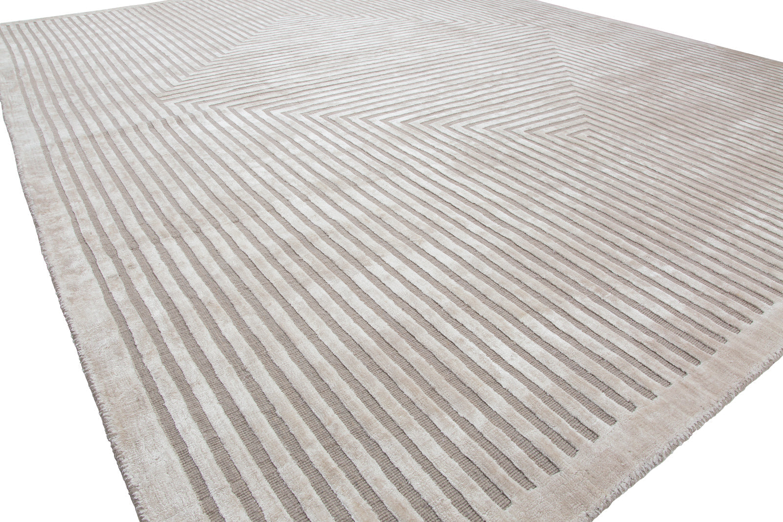 Latitude LA-3058 Ivory - Grey
